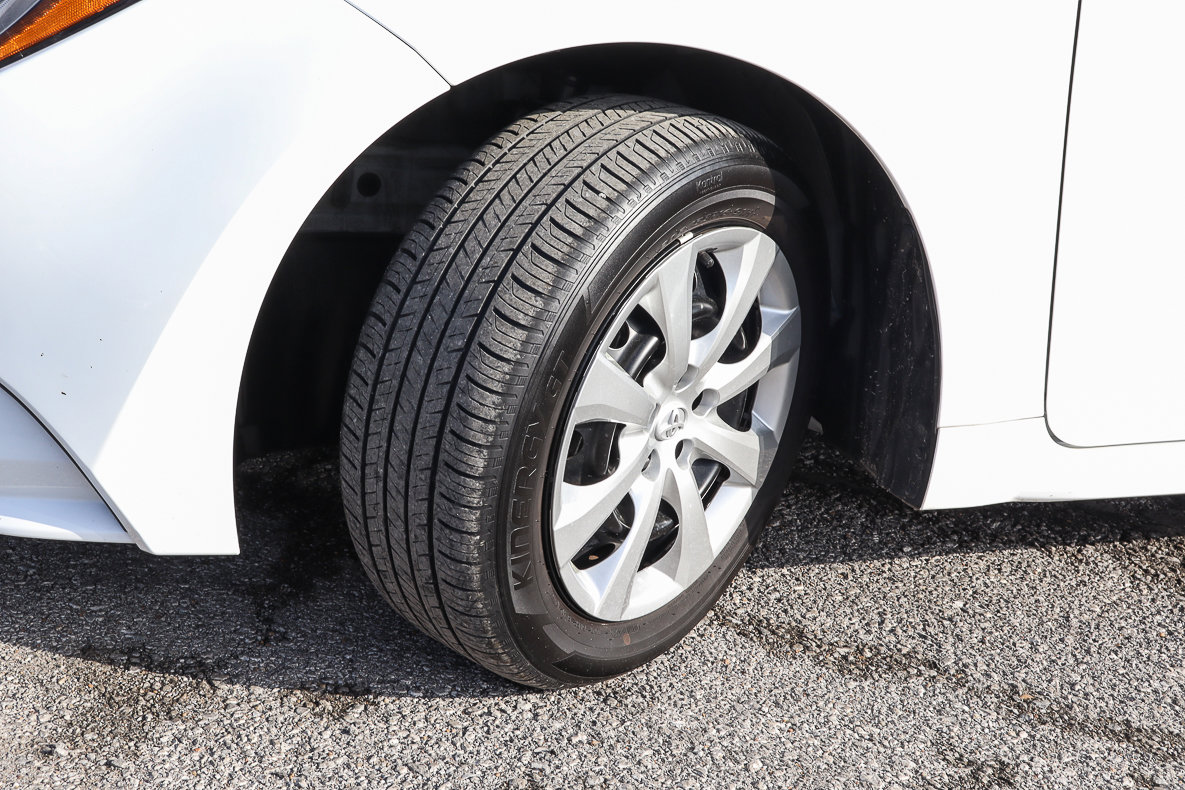 Used 2025 Toyota Corolla LE FWD image 17