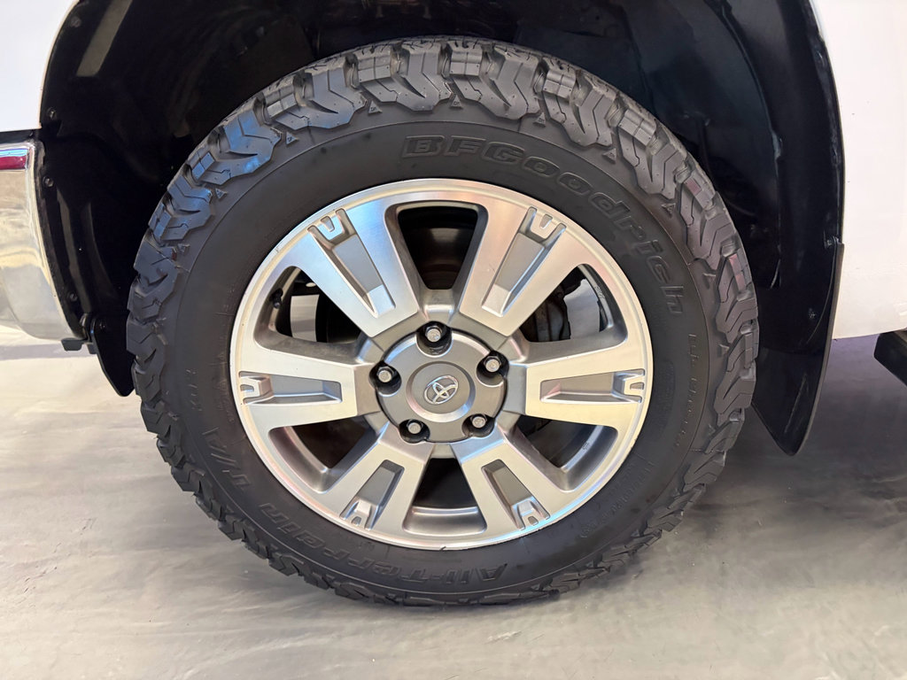 Used 2021 Toyota Tundra SR5 AWD/4WD image 24