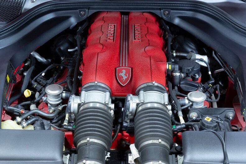 Used 2010 Ferrari California RWD image 64