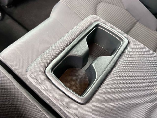 Used 2023 Toyota Highlander L FWD image 13
