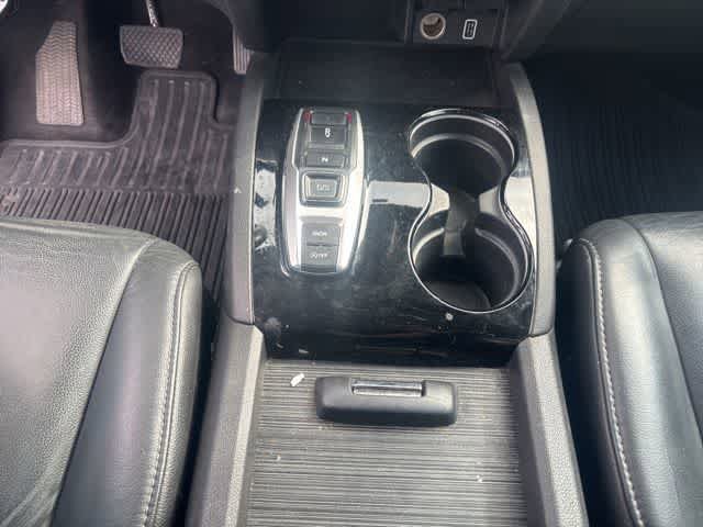 Used 2019 Honda Pilot Touring image 17