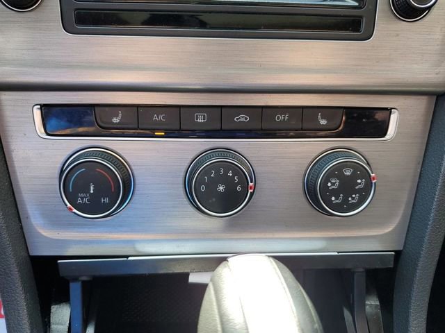 Used 2015 Volkswagen Golf 4-Door image 13