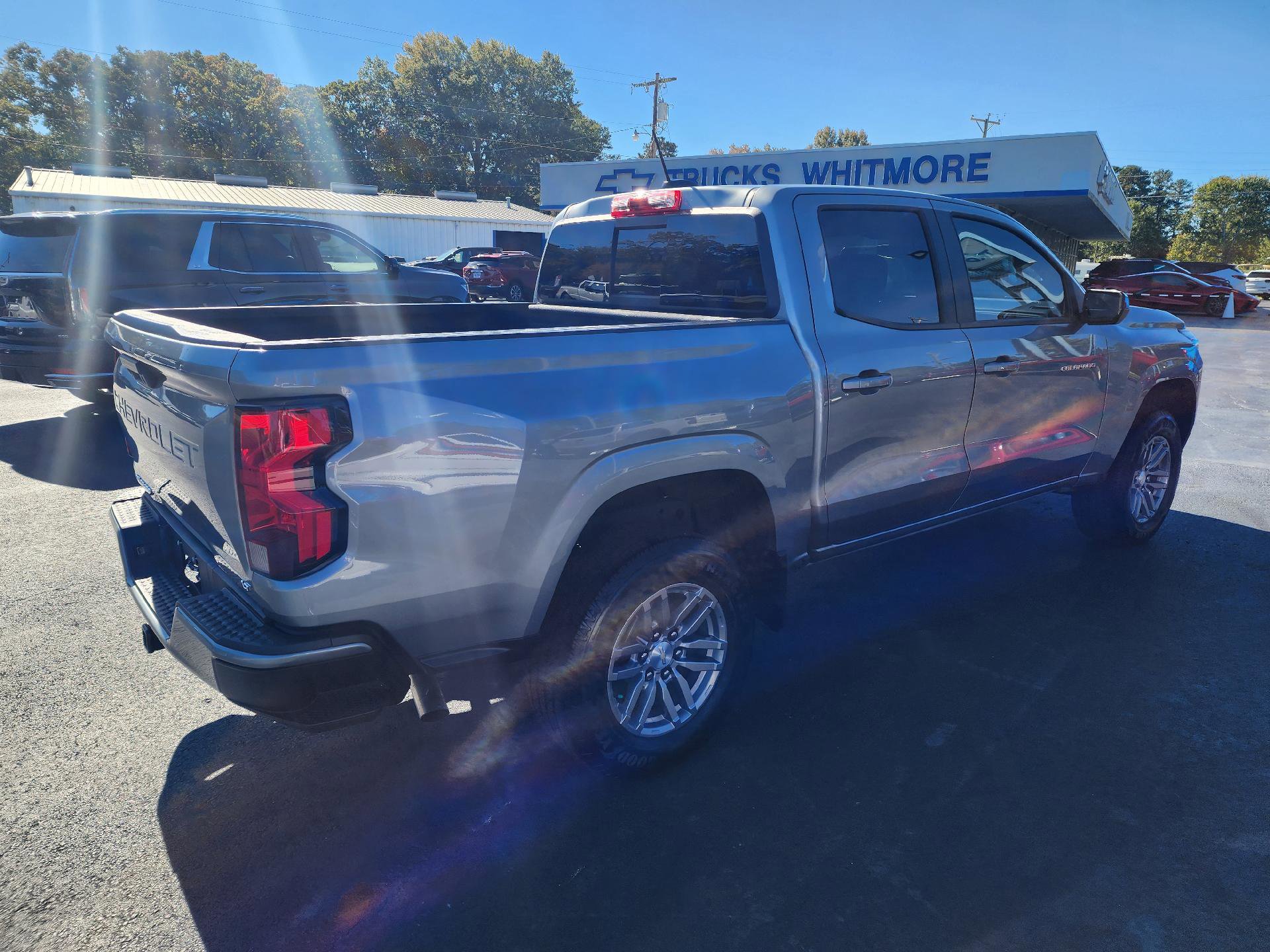 Used 2023 Chevrolet Colorado LT w/ LT Convenience Package image 3