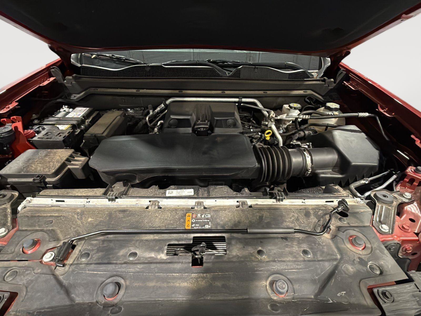 Used 2024 Chevrolet Colorado Trail Boss w/ Technology Package image 11