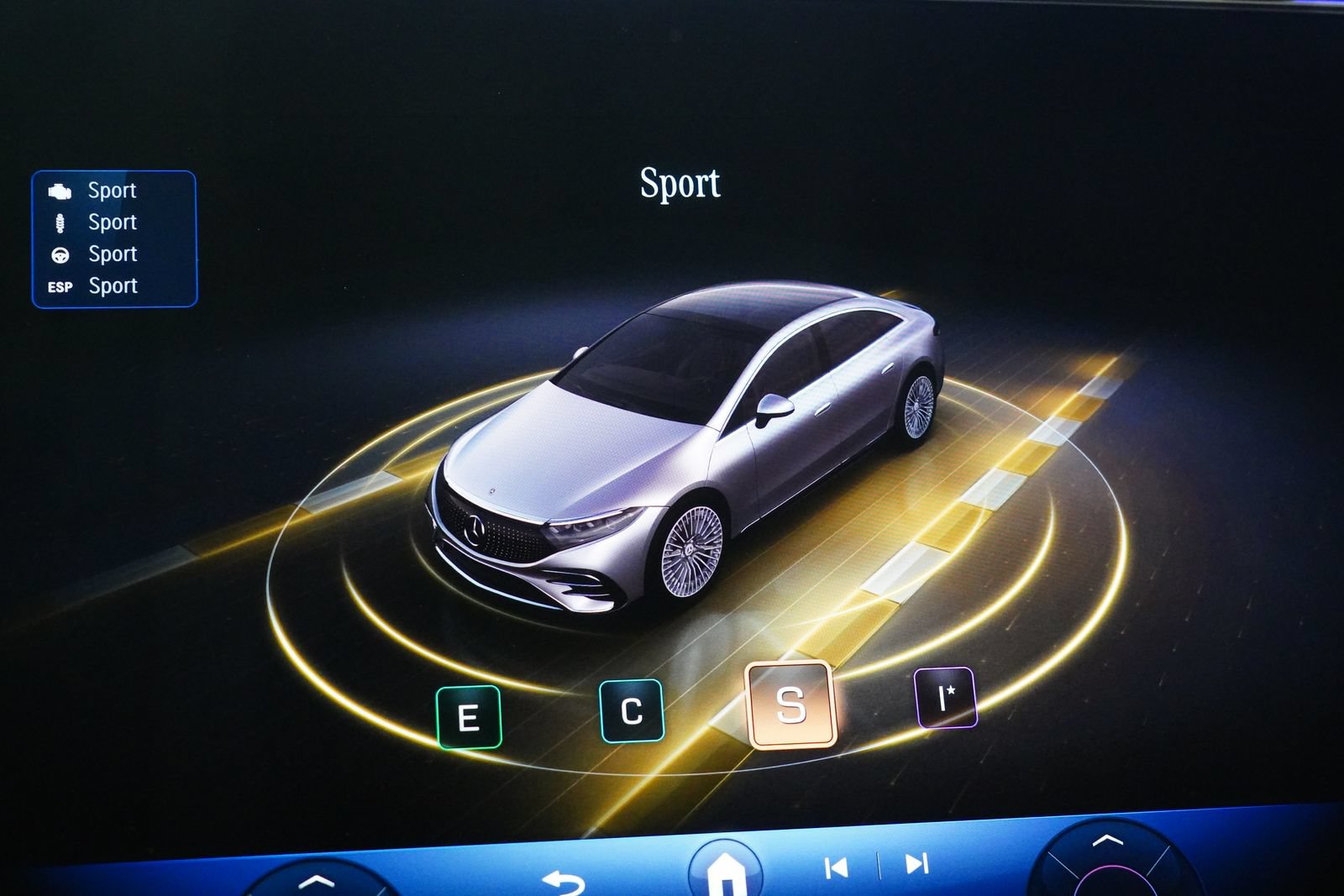 Certified 2023 Mercedes-Benz EQS 580 4MATIC Sedan image 23