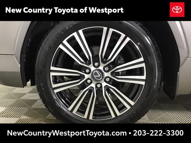 Used 2024 Lexus LX 600 4WD w/ Luxury Package image 26