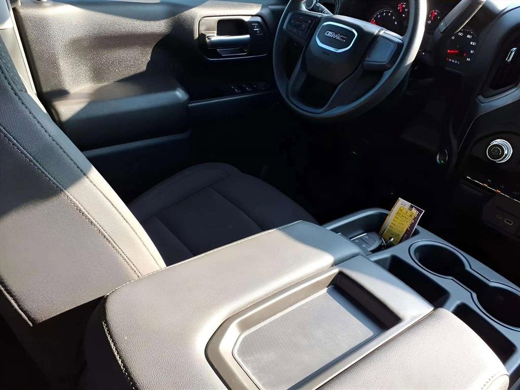 Used 2024 GMC Sierra 1500 Pro w/ Pro Value Package image 9