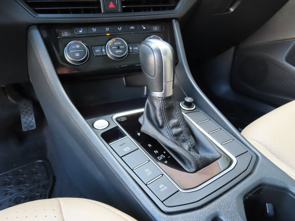 Used 2019 Volkswagen Jetta SEL FWD image 18