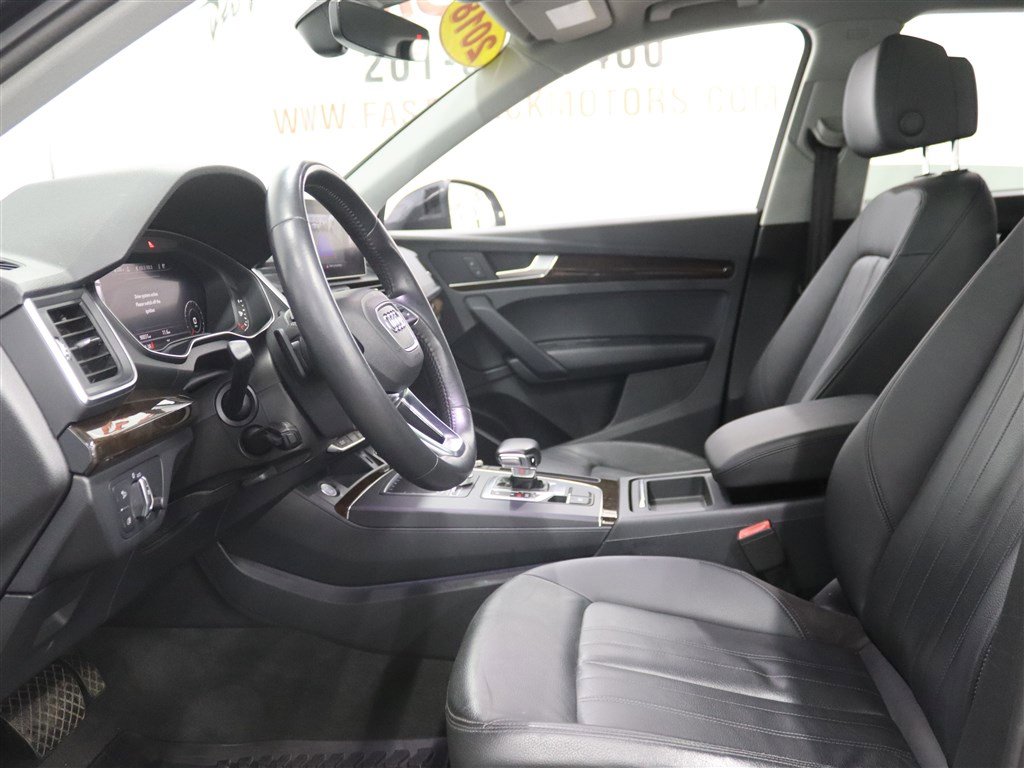 Used 2018 Audi Q5 2.0T Premium Plus w/ Premium Plus Package image 9