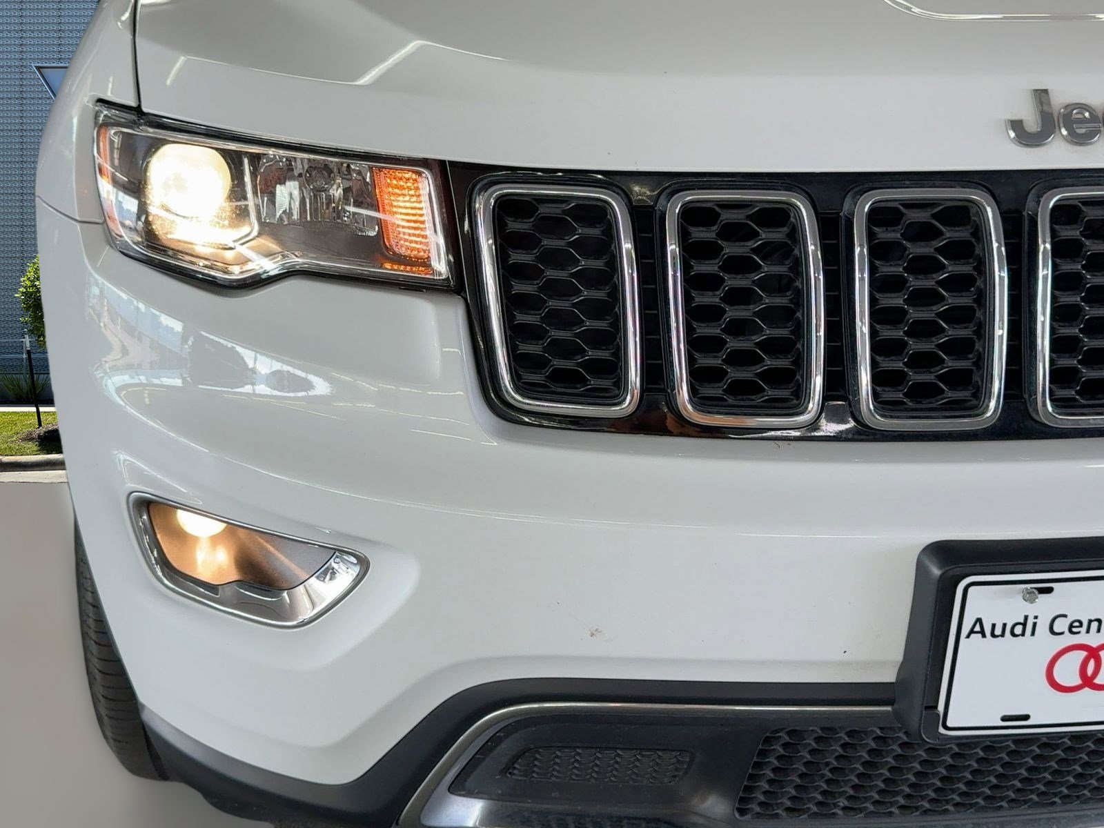 Used 2021 Jeep Grand Cherokee Limited image 11
