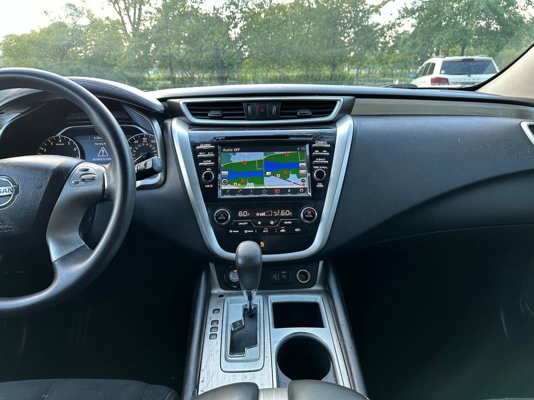 Used 2018 Nissan Murano S image 11