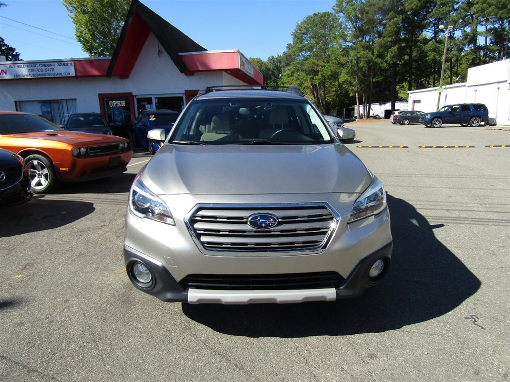 Used 2015 Subaru Outback 2.5i Premium AWD/4WD image 2