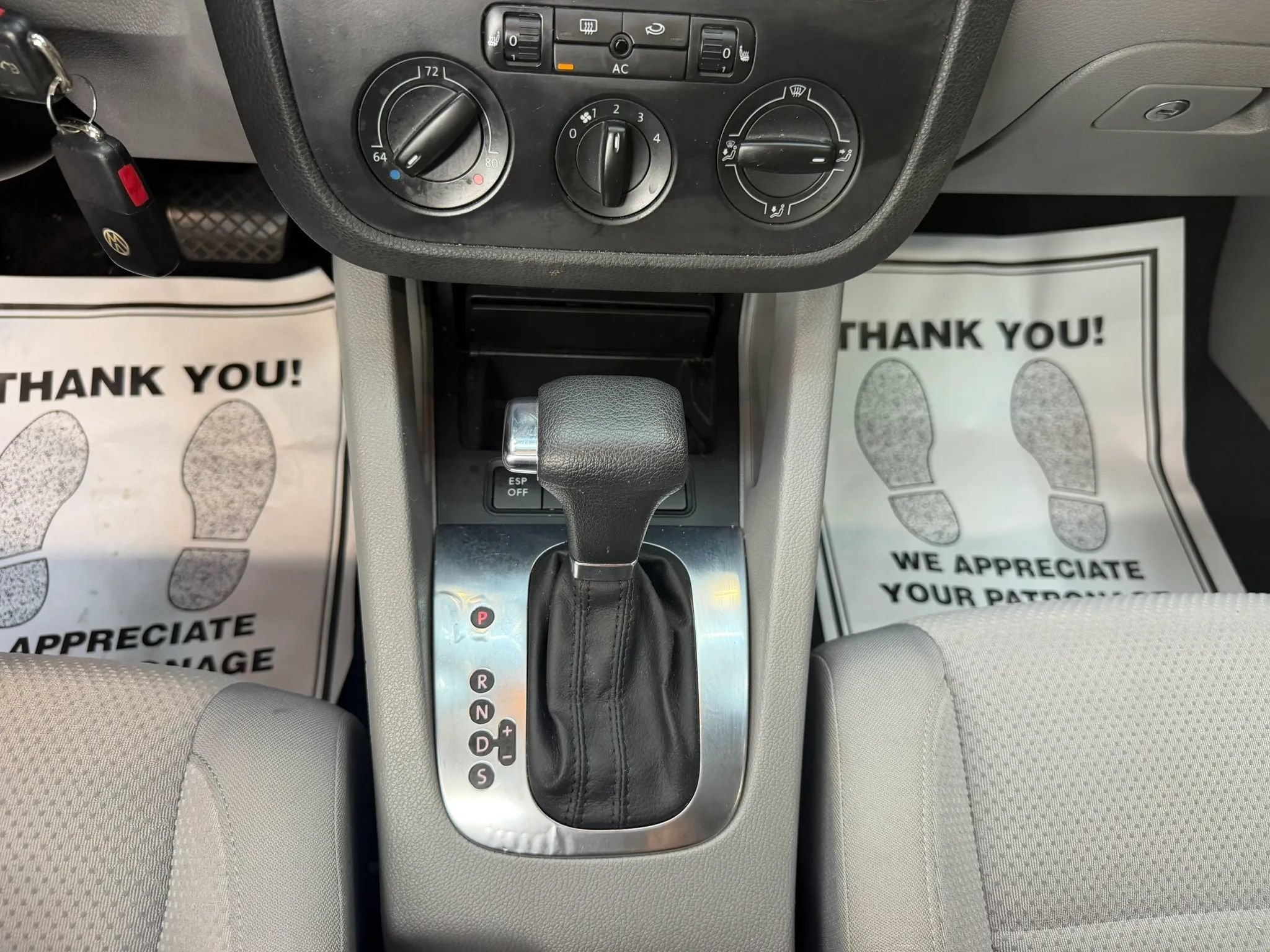 Used 2009 Volkswagen Rabbit S FWD image 22