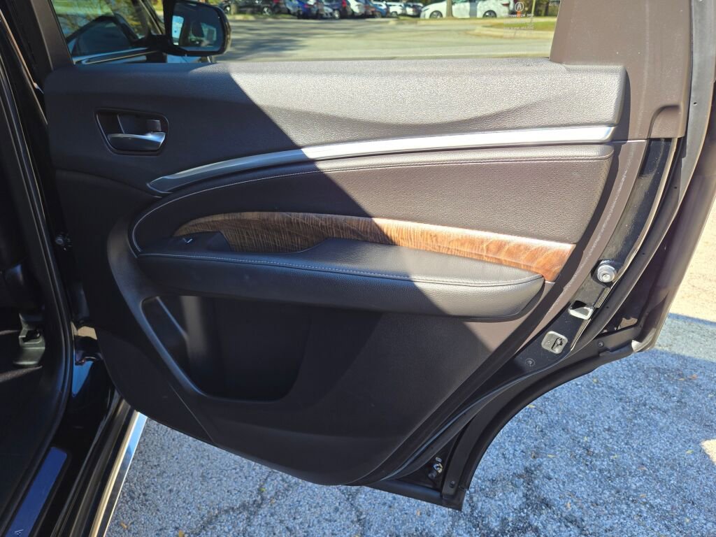 Used 2019 Acura MDX FWD w/ Technology Package image 13