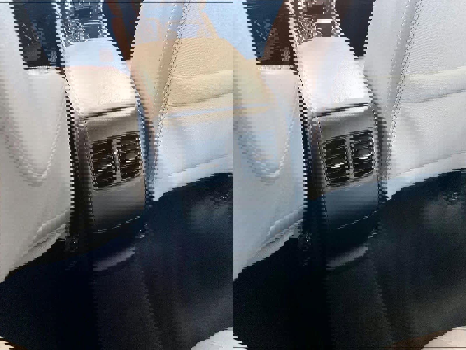 Used 2020 Honda Accord EX image 28