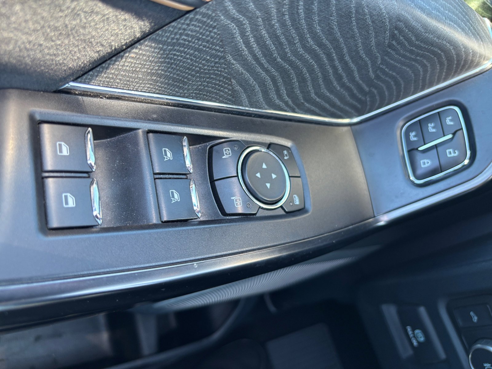 Used 2022 Ford F150 Platinum w/ Equipment Group 701A High image 14