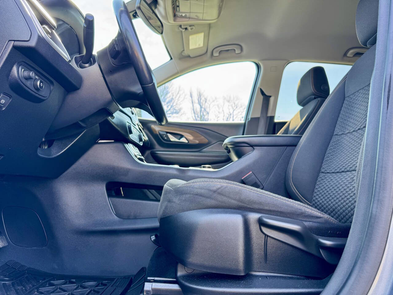 Used 2019 GMC Terrain SLE image 9