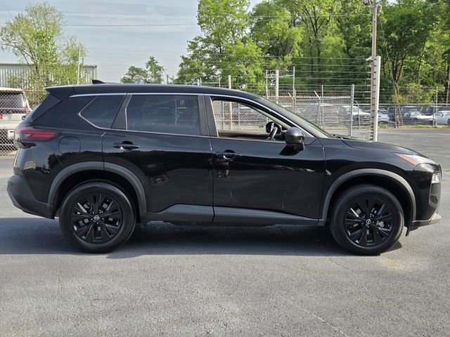Used 2023 Nissan Rogue SV FWD image 6