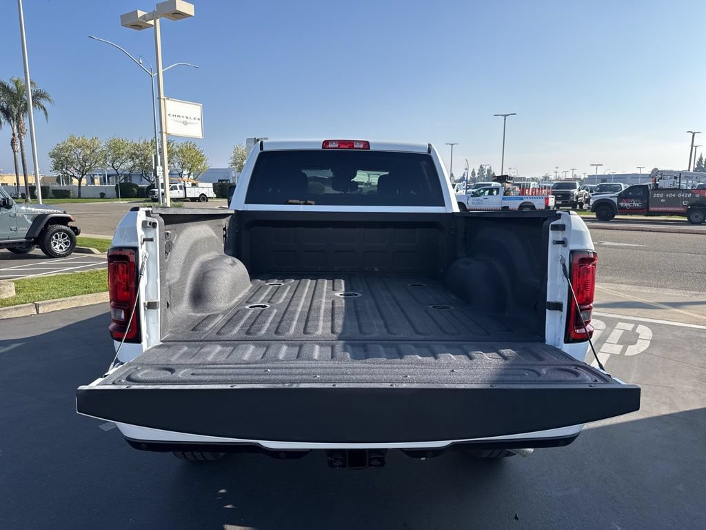 New 2026 RAM 2500 Big Horn AWD/4WD image 6