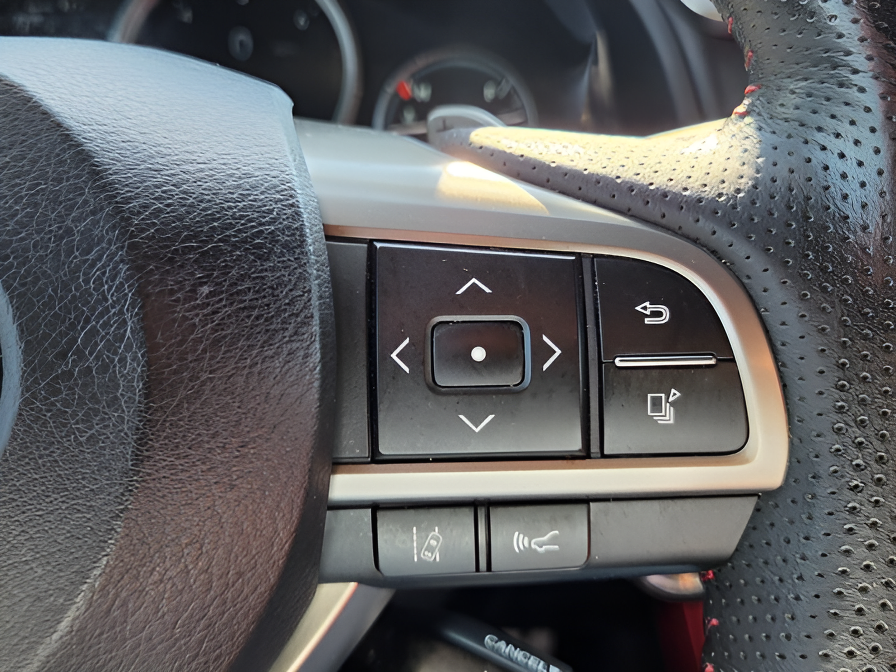 Certified 2022 Lexus RX 350 F Sport w/ Accessory Package AWD/4WD image 25
