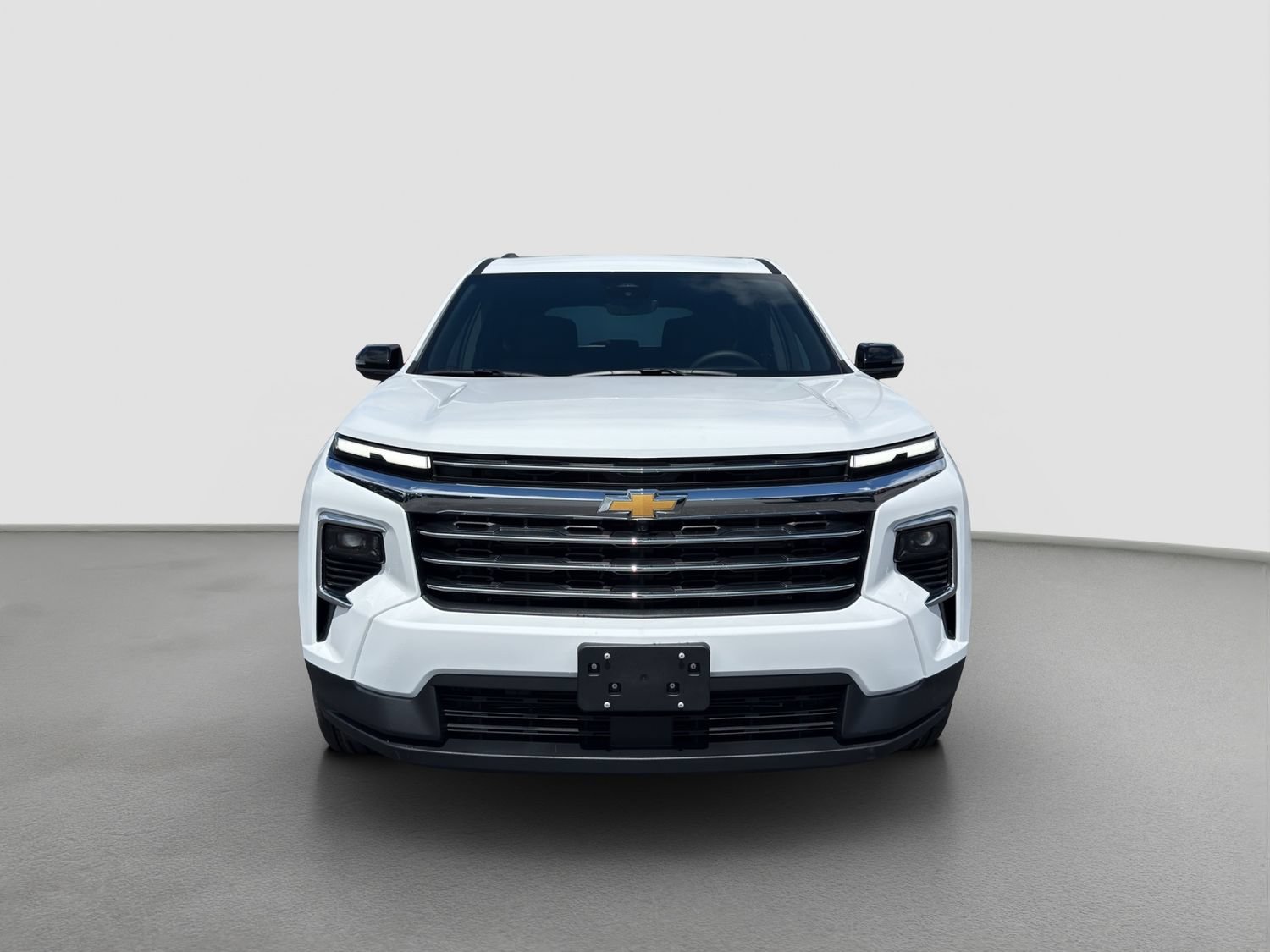 New 2026 Chevrolet Traverse LT w/ Driver Confidence Package AWD/4WD image 2
