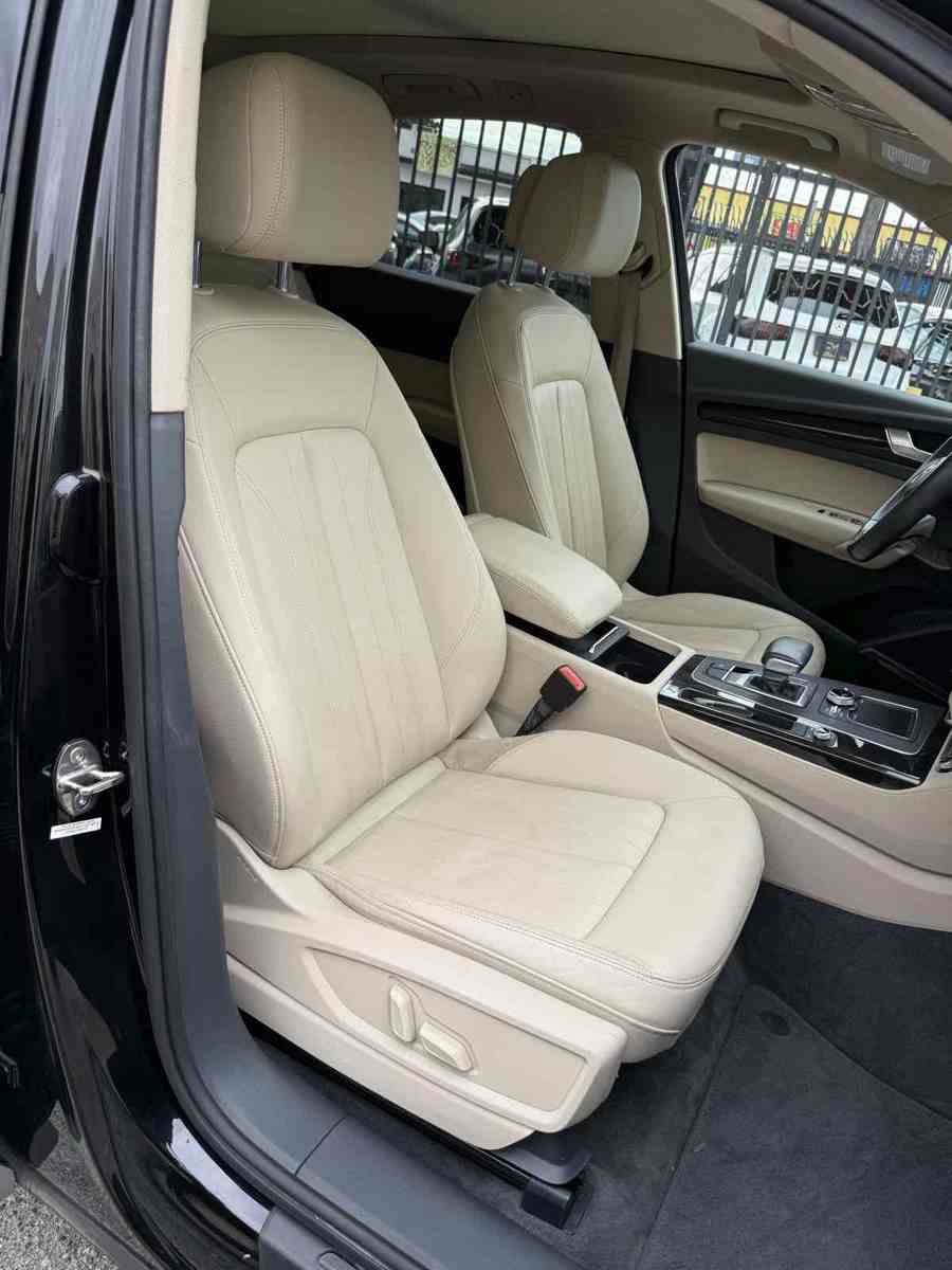 Used 2018 Audi Q5 2.0T Premium Plus w/ Premium Plus Package image 14