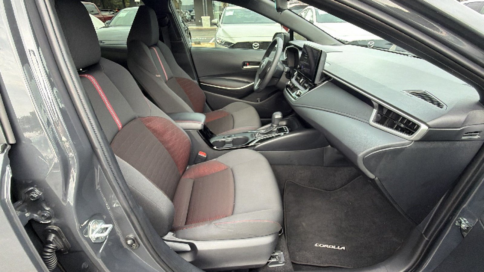 Used 2024 Toyota Corolla SE FWD image 29