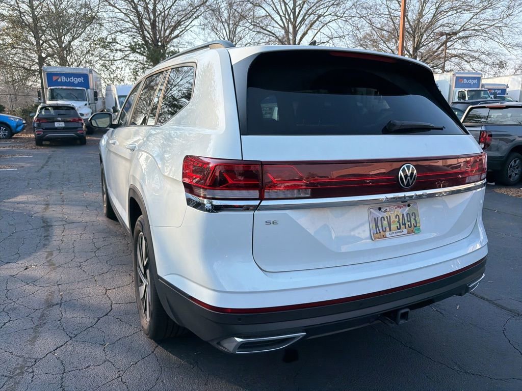 Used 2025 Volkswagen Atlas SE image 7