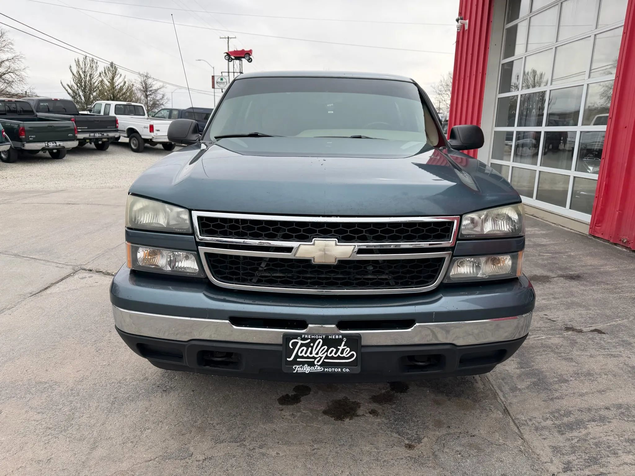 Used 2007 Chevrolet Silverado 1500 LS w/ Skid Plate Package AWD/4WD image 3