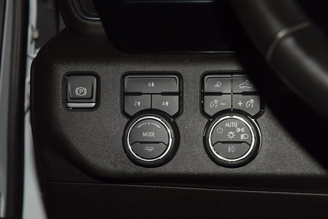 Used 2025 Chevrolet Silverado 3500 LT w/ All Star Edition image 34