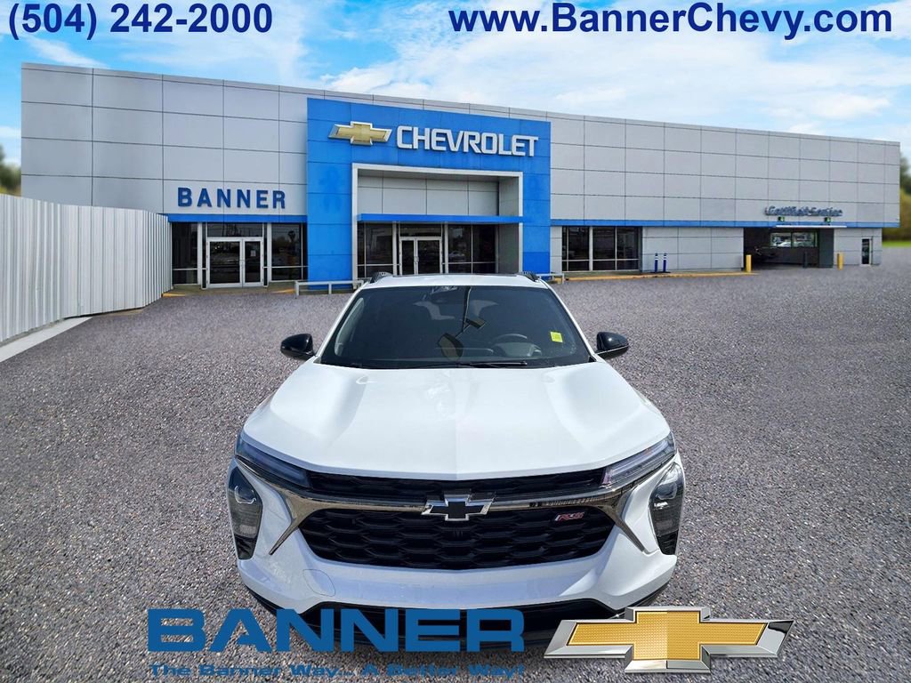 New 2026 Chevrolet Trax RS w/ Sunroof Package image 2