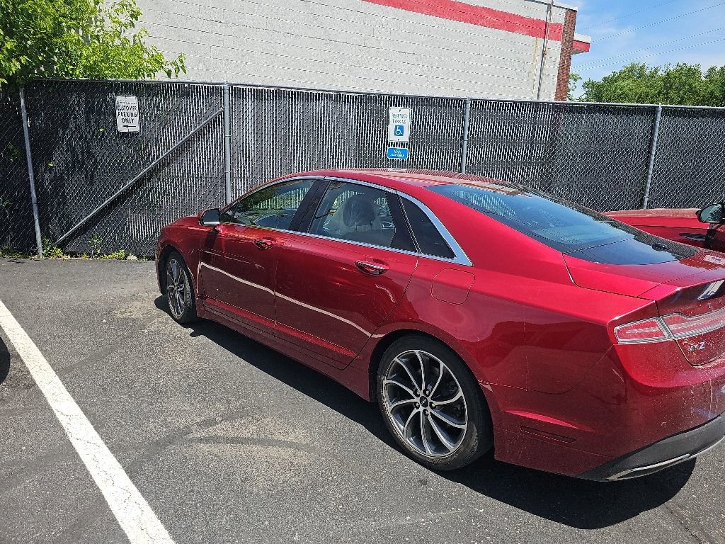 Used 2019 Lincoln MKZ Reserve w/ Reserve Plus Package FWD image 5
