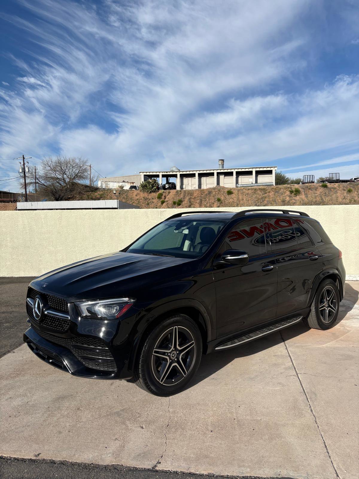 Used 2020 Mercedes-Benz GLE 350 4MATIC image 3