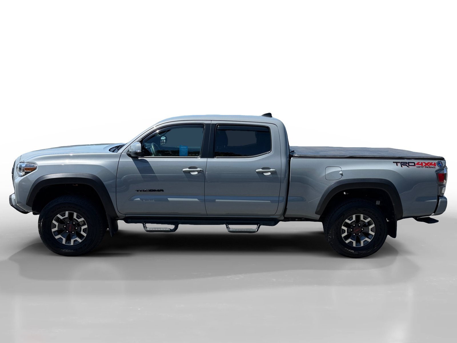Used 2020 Toyota Tacoma TRD Off-Road w/ Technology Package AWD/4WD image 2