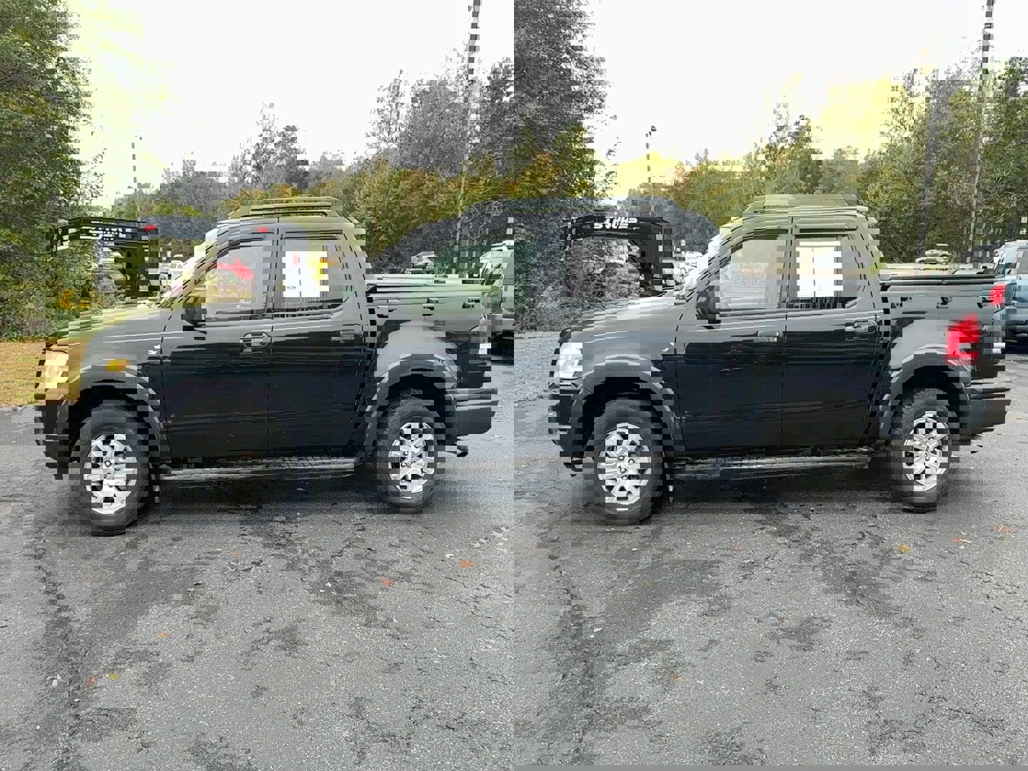 Used 2007 Ford Explorer Sport Trac XLT image 2