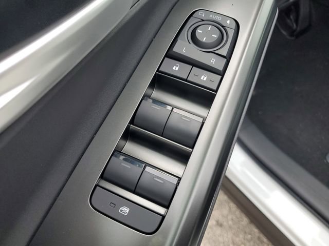 New 2026 Subaru Solterra Premium image 23