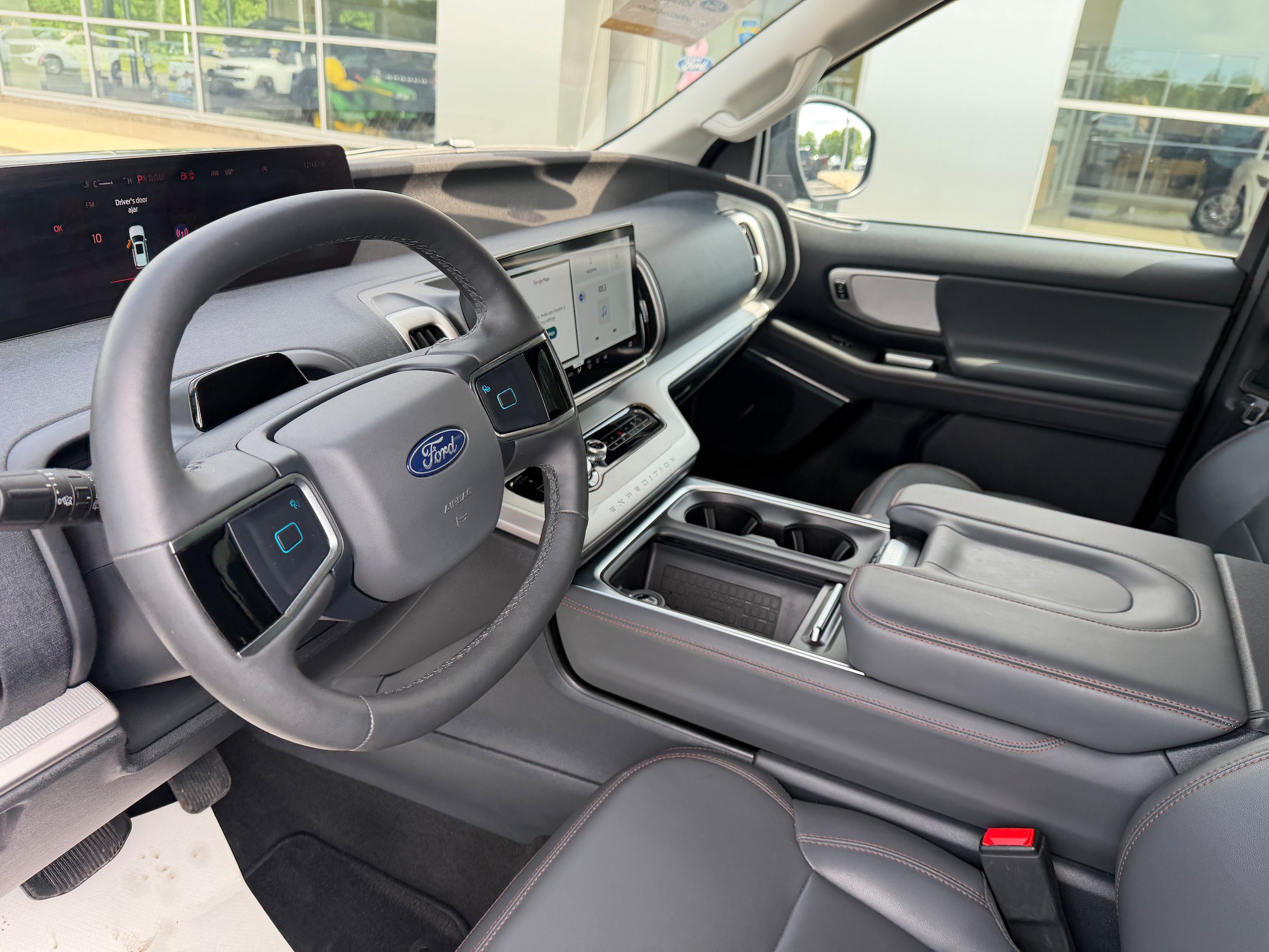 Certified 2025 Ford Expedition Active AWD/4WD image 16