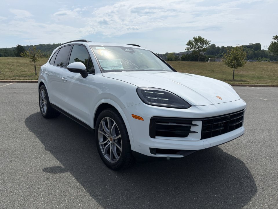 New 2026 Porsche Cayenne AWD/4WD image 9
