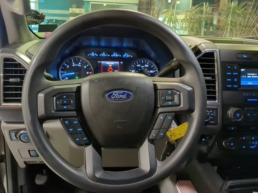 Used 2018 Ford F250 XLT w/ XLT Value Package image 2