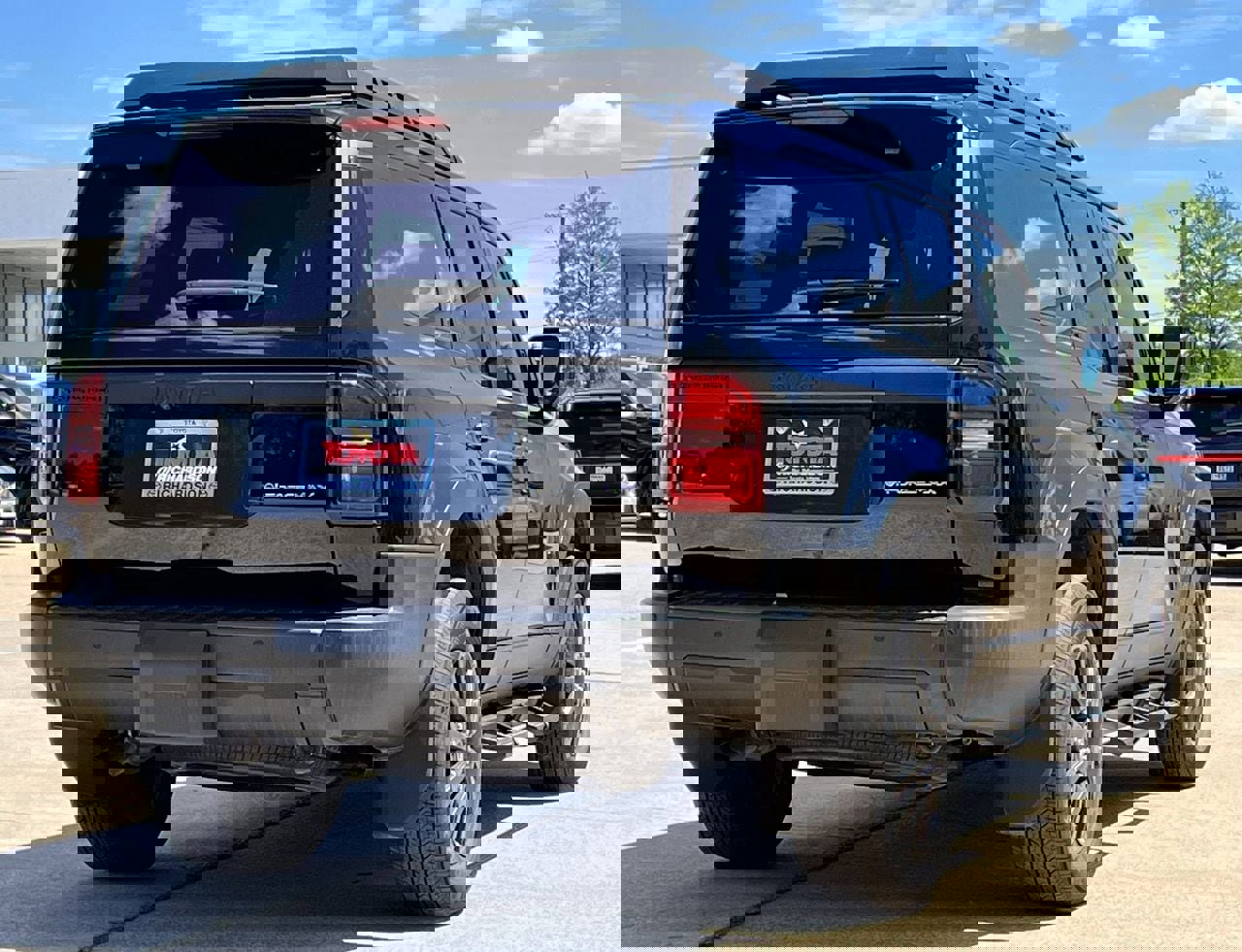 Used 2024 Toyota Land Cruiser 1958 image 4