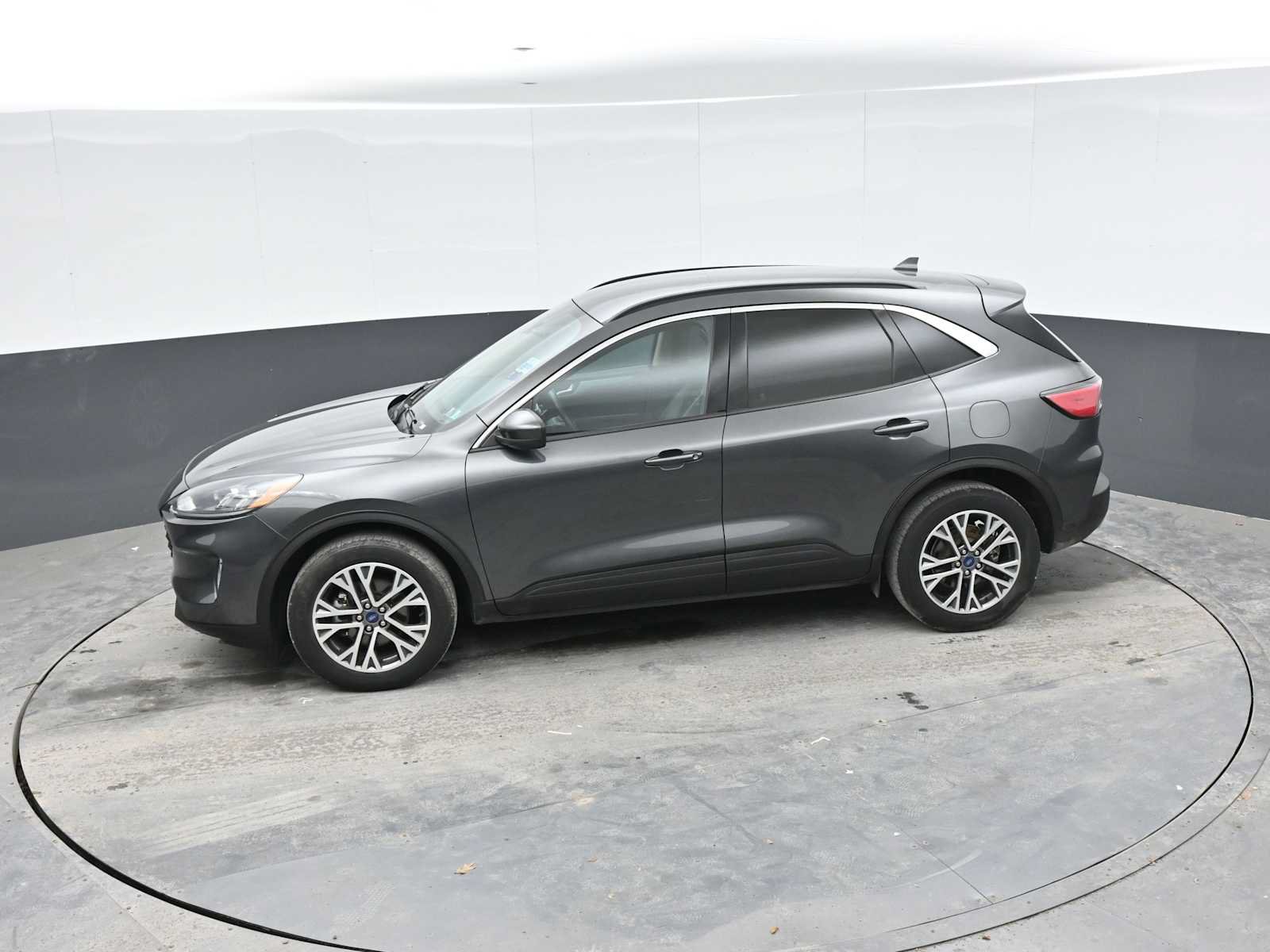 Used 2020 Ford Escape SEL AWD/4WD image 14