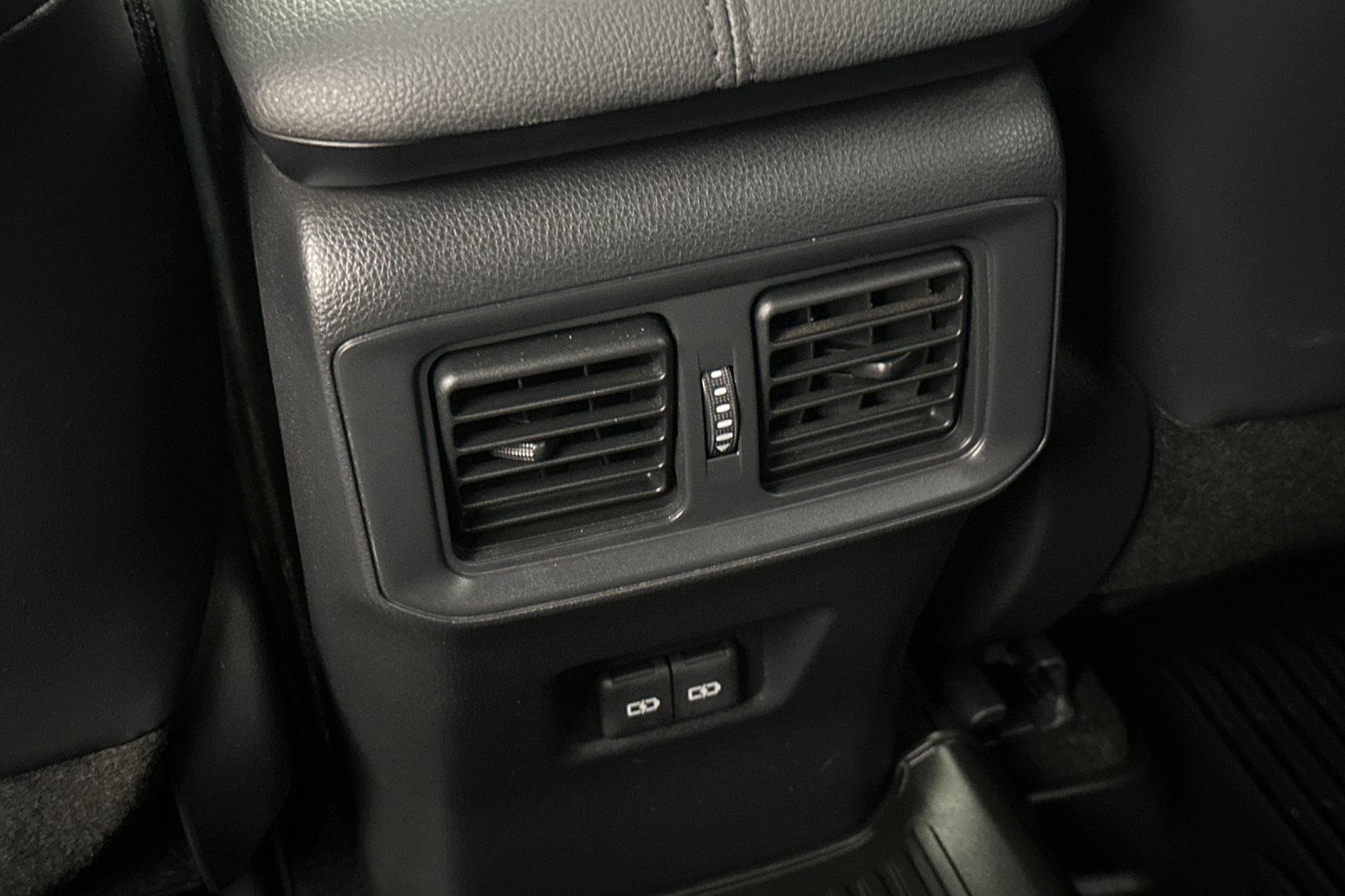 Used 2024 Toyota RAV4 XSE image 14