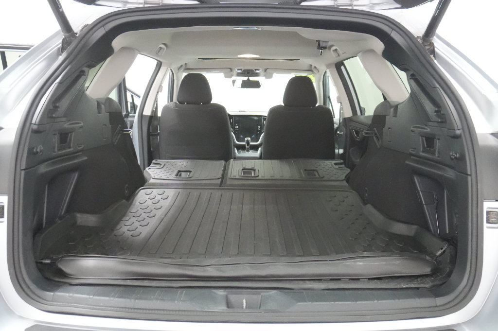 Used 2020 Subaru Outback Premium AWD/4WD image 25