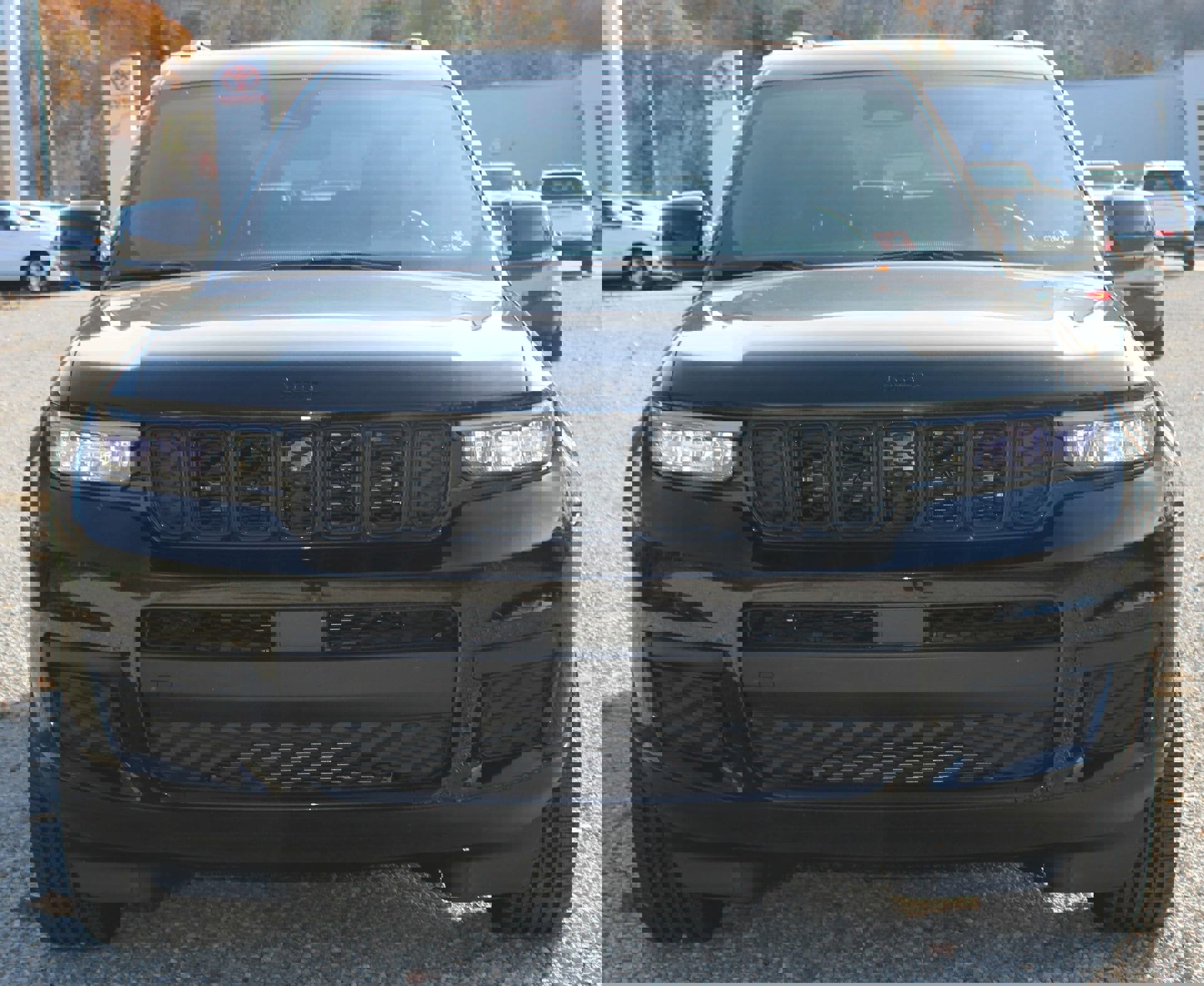 New 2025 Jeep Grand Cherokee L Altitude image 2