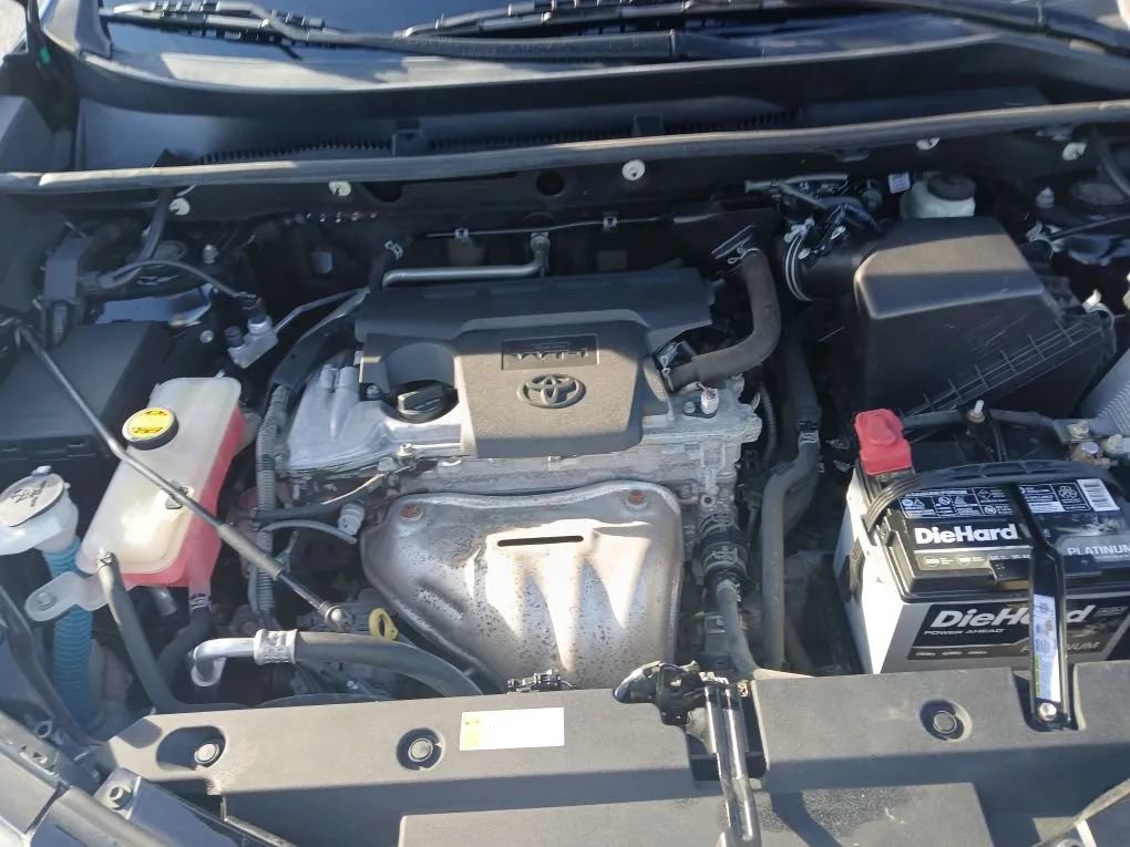Used 2016 Toyota RAV4 LE FWD image 23