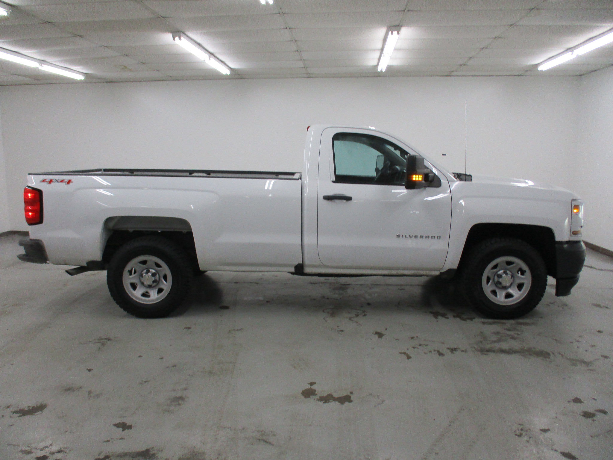 Used 2016 Chevrolet Silverado 1500 W/T w/ WT Fleet Convenience Package image 9