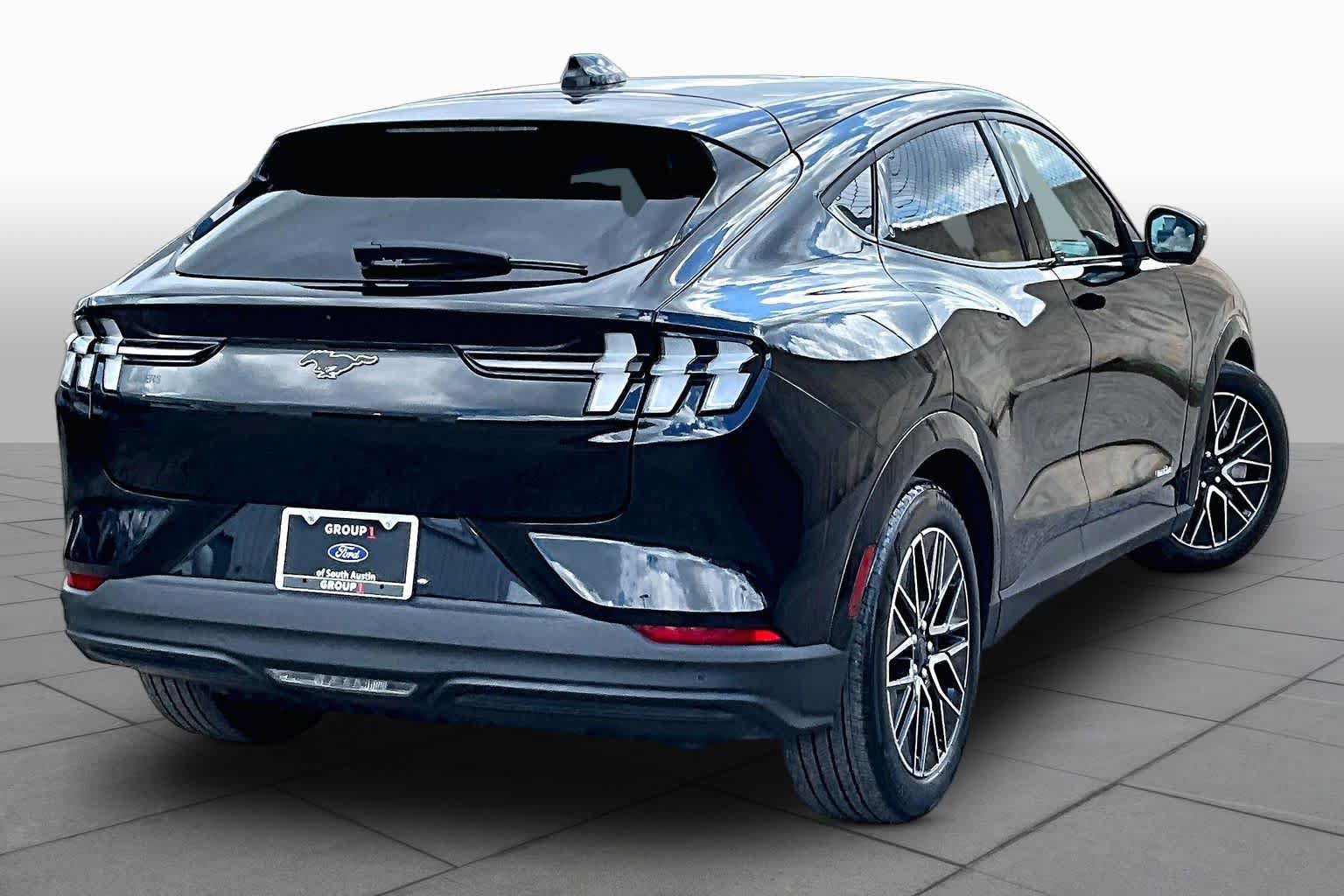 Certified 2025 Ford Mustang Mach-E Premium RWD image 6