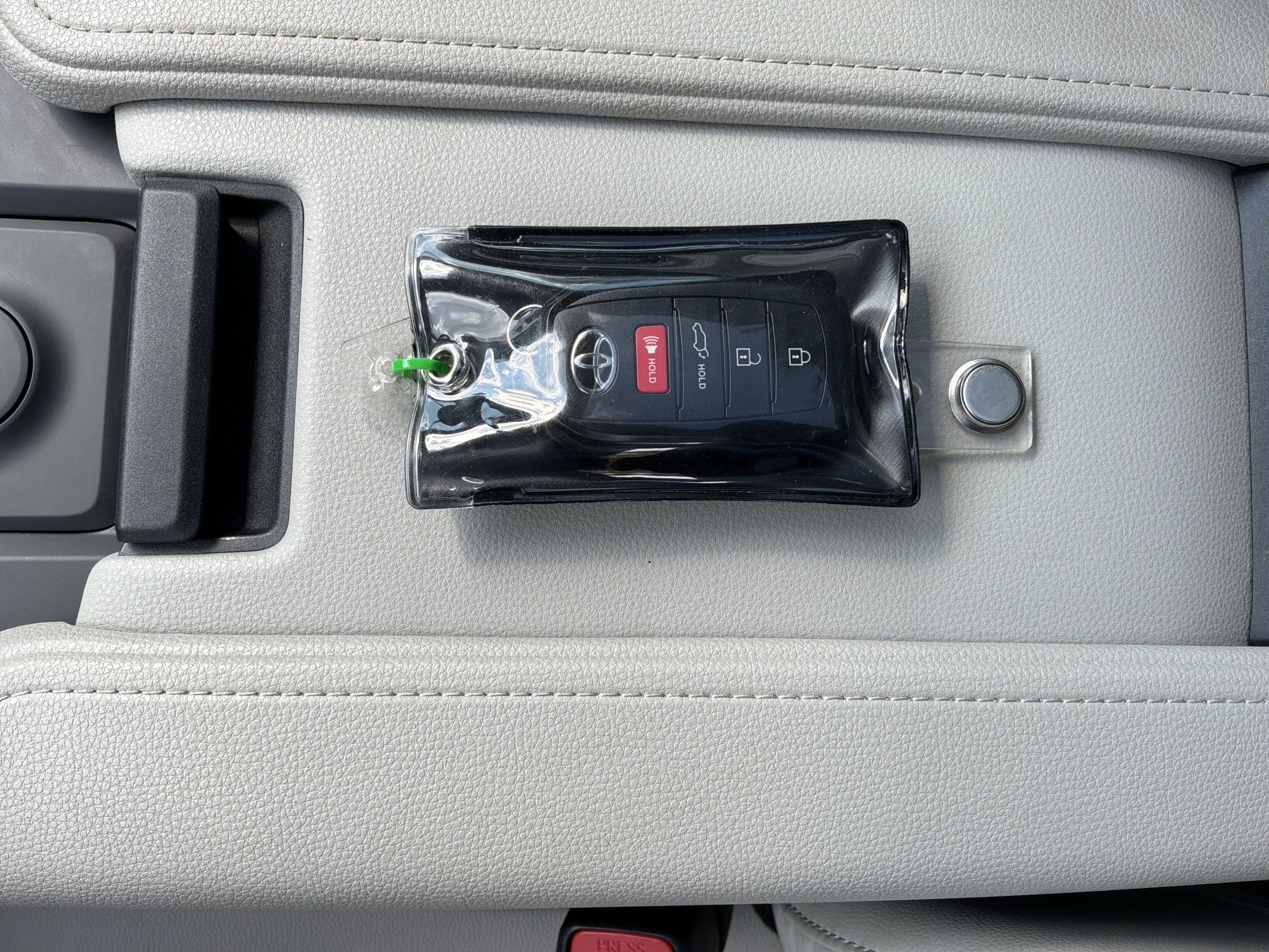 Used 2025 Toyota Grand Highlander FWD image 37