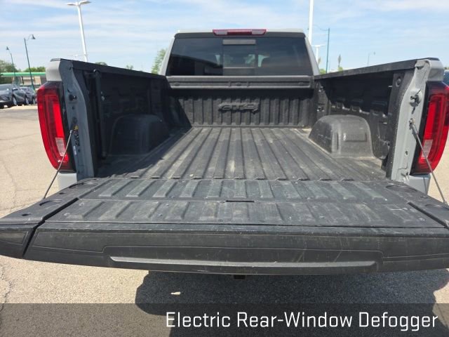 Used 2024 GMC Sierra 1500 AT4 w/ AT4 Premium Package AWD/4WD image 32