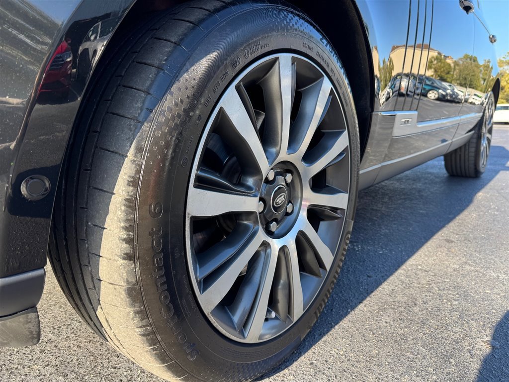 Used 2015 Land Rover Range Rover Long Wheelbase Autobiography image 10